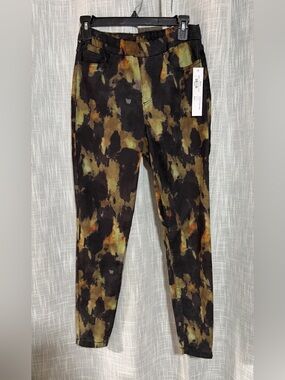 Tribal Women’s Pants Black Camouflage New With Tags Petite Small Size 32 Waist